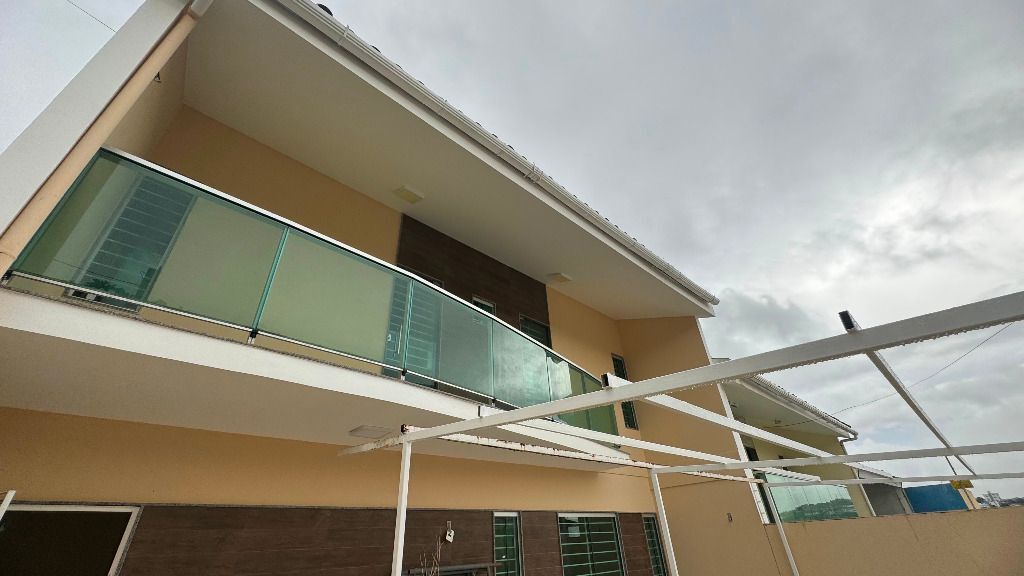 Imagens do imóveis Casa para aluguel por R$2.800,00 no Boa Vista