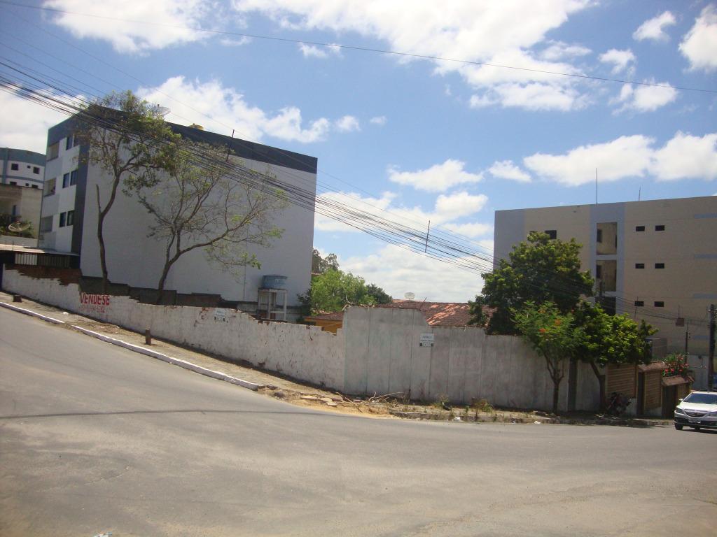 Terreno à venda, 435 m² por R$ 450.000,00 - Heliópolis - Garanhuns/PE