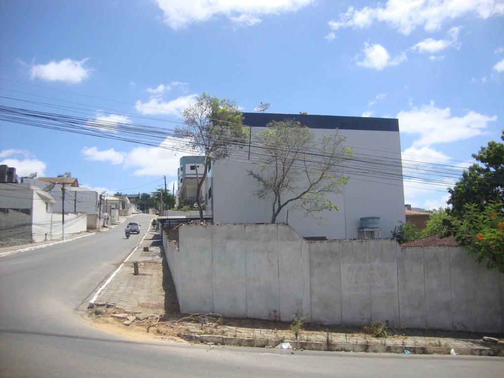 Terreno à venda, 435 m² por R$ 450.000,00 - Heliópolis - Garanhuns/PE