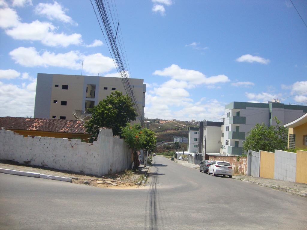Terreno à venda, 435 m² por R$ 450.000,00 - Heliópolis - Garanhuns/PE