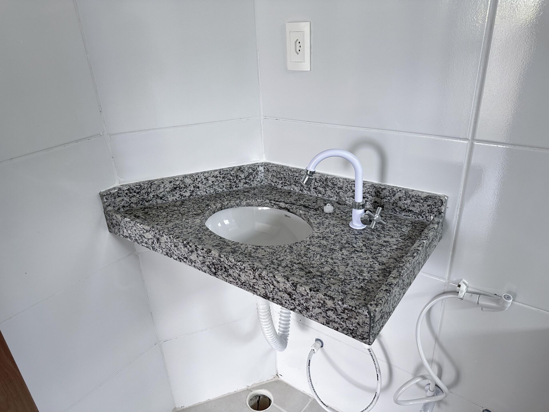 Apartamento Padrão á venda por R$ 299.000,00 no bairro Santo Antonio