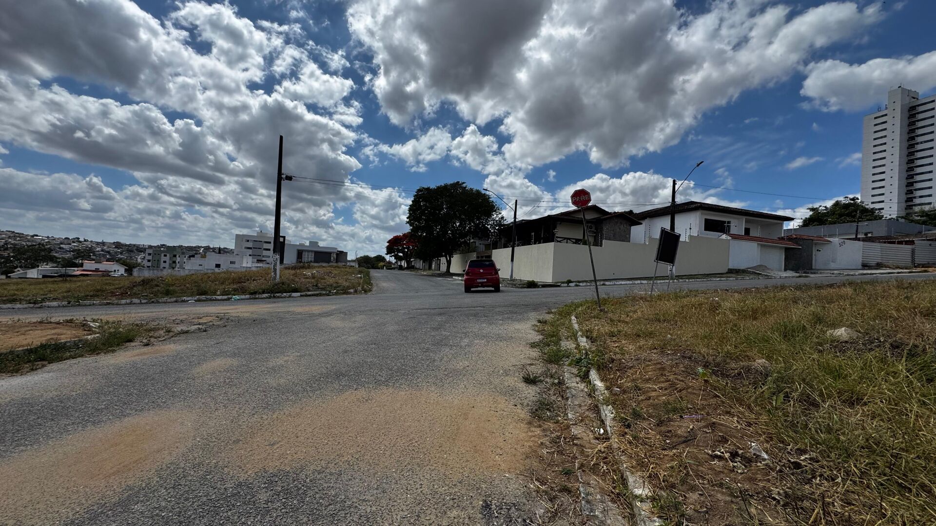 Terreno à venda bairro nobre Heliópolis R$2.800.000,00 em Granhuns-PE