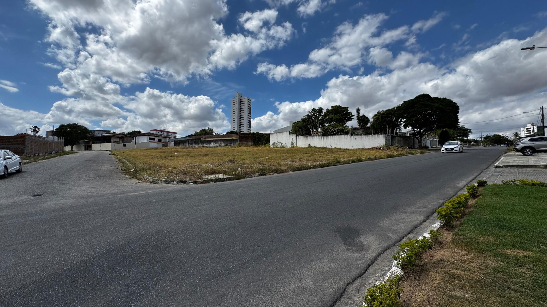 Terreno à venda bairro nobre Heliópolis R$2.800.000,00 em Granhuns-PE
