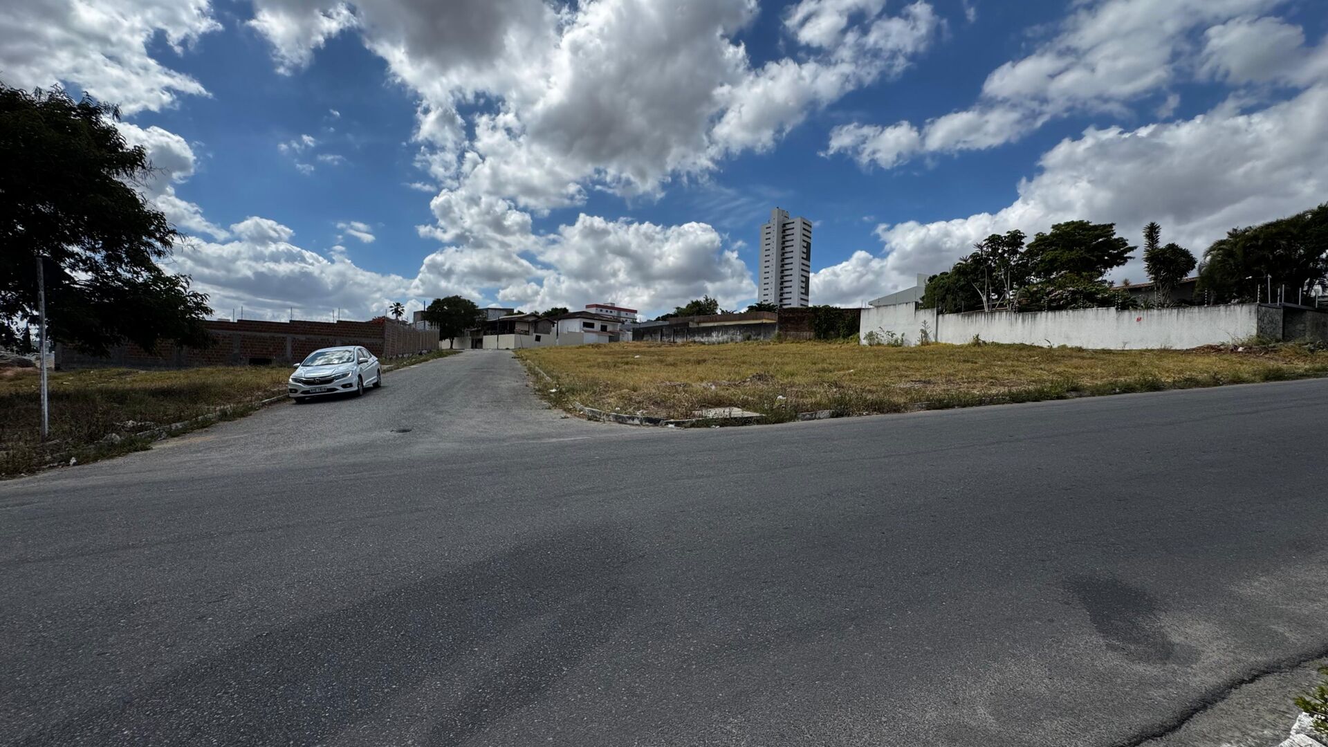 Terreno à venda bairro nobre Heliópolis R$2.800.000,00 em Granhuns-PE