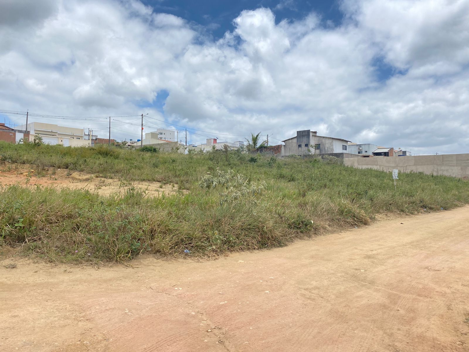 Imagens do imóveis Terreno à venda, ² por R$ 60.000,00 - Francisco Simão dos Santos Figueira - Garanhuns/PE