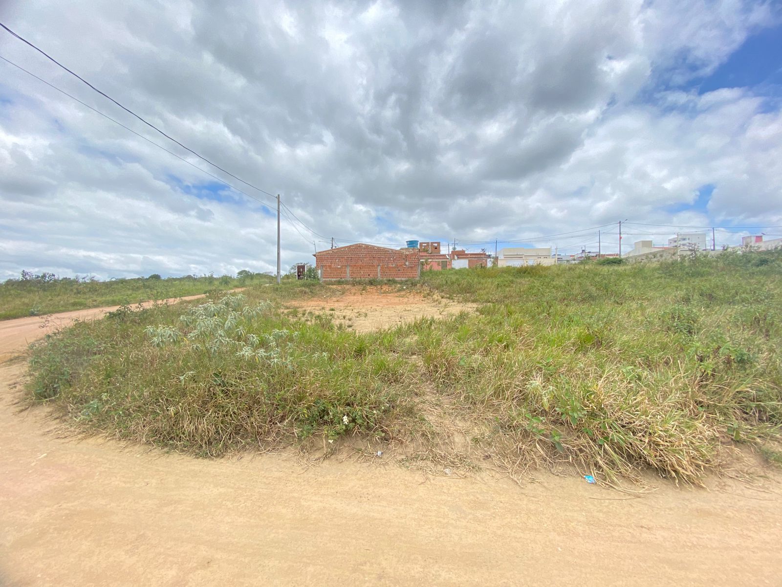 Imagens do imóveis Terreno à venda, ² por R$ 60.000,00 - Francisco Simão dos Santos Figueira - Garanhuns/PE