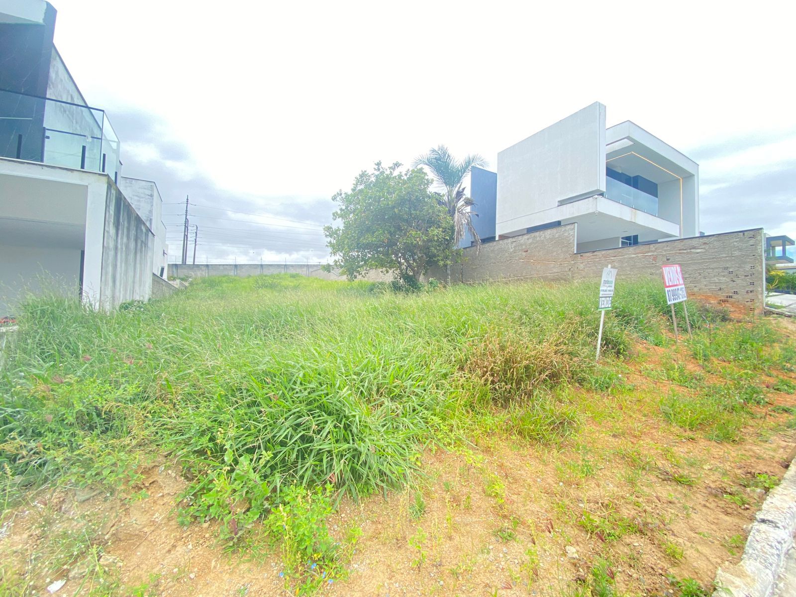 Terreno à venda no bairro Heliópolis em Garanhuns/PE