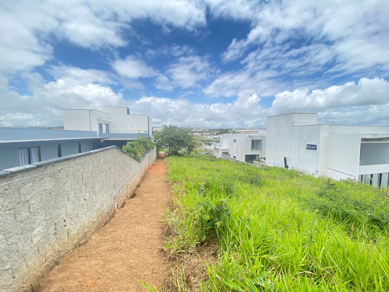Terreno à venda no bairro Heliópolis em Garanhuns/PE