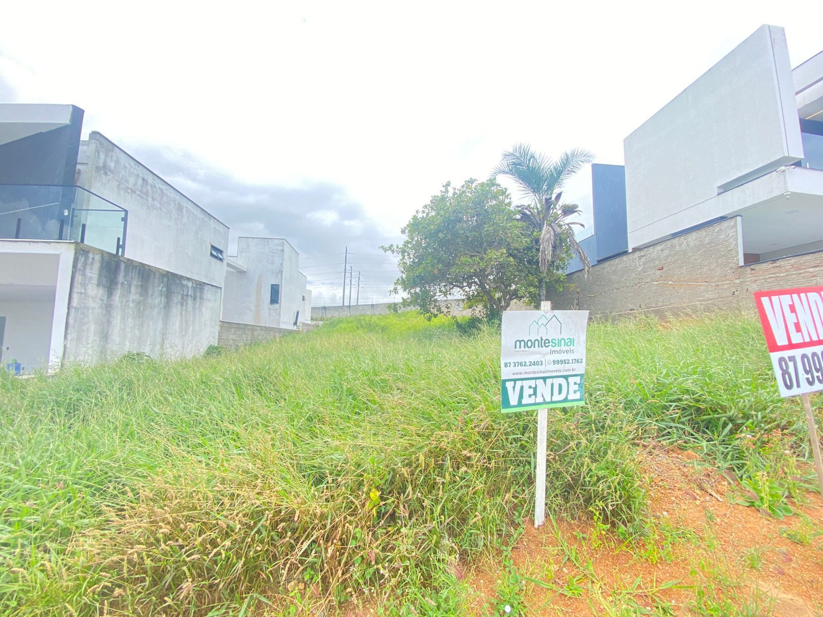 Terreno à venda no bairro Heliópolis em Garanhuns/PE