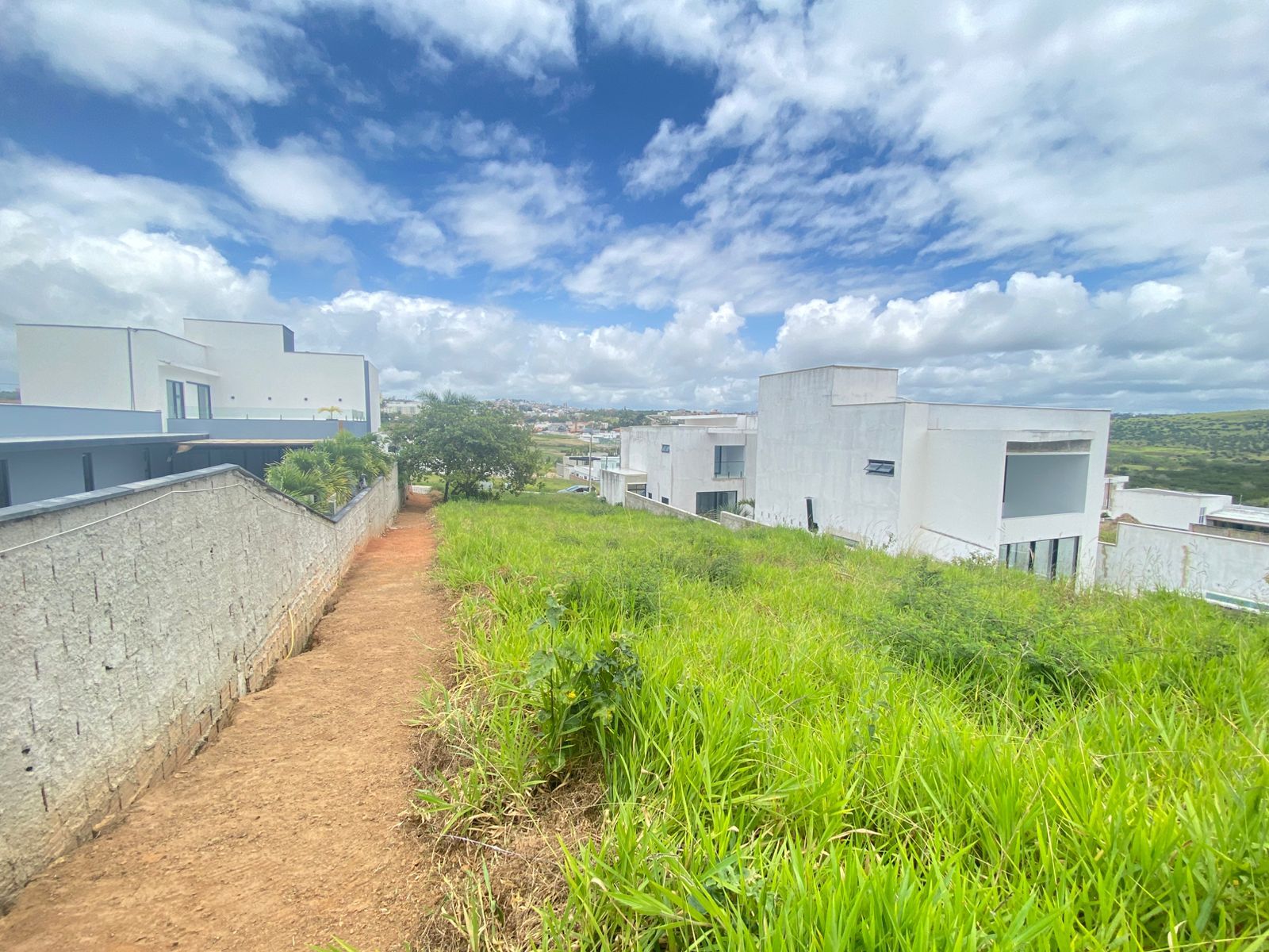 Terreno à venda no bairro Heliópolis em Garanhuns/PE