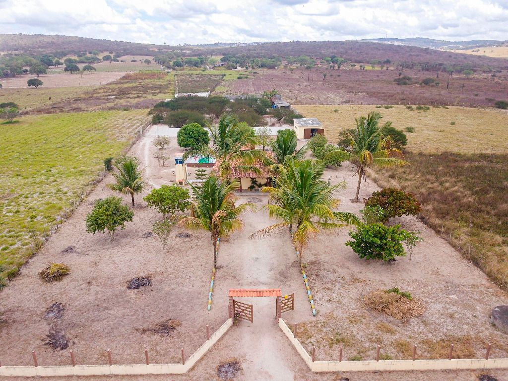 Imagens do imóveis Chácara com 3  quartos à venda, 2000 m² por R$ R$ 350.000,00 - Zona Rural - Garanhuns/PE