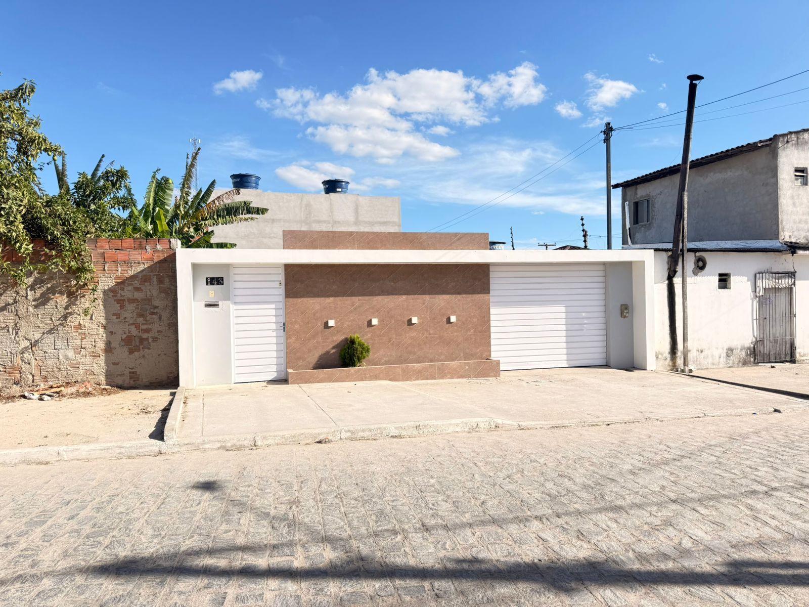 Imagens do imóveis Padrão à venda no bairro Francisco Figueira em Garanhuns-PE por R$280.000,00uns/PE