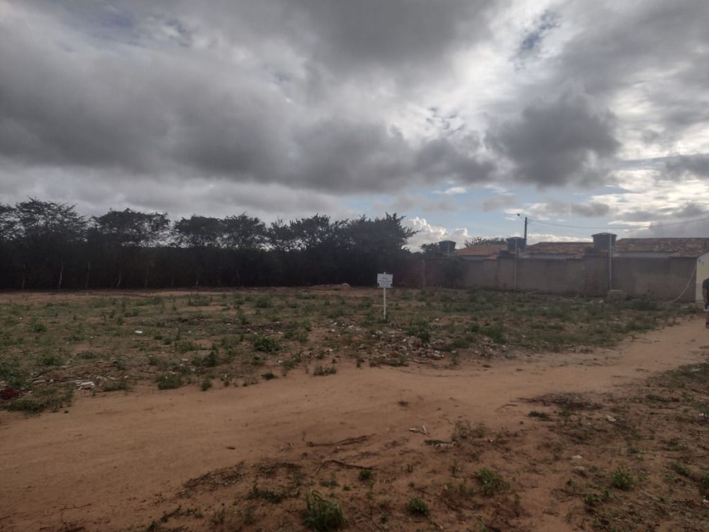 Imagens do imóveis Terreno à venda, 200 m² por R$ 12.000,00 - Miracica - Garanhuns/PE