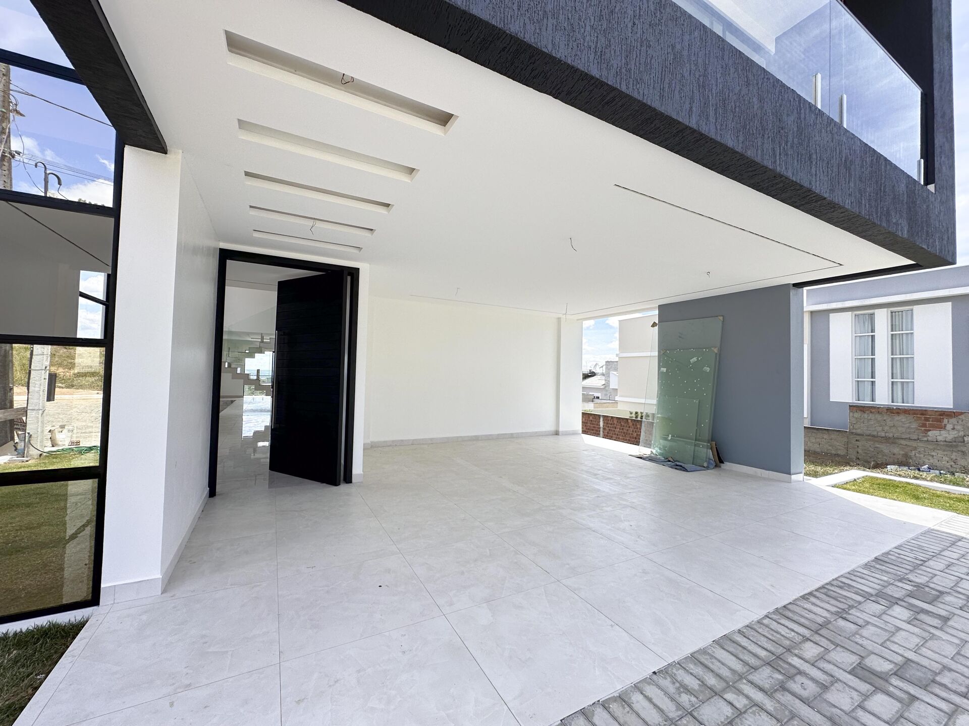 Imagens do imóveis Casa Alto Padrão á venda por R$ 1.800.000,00 no condominio Bellevue