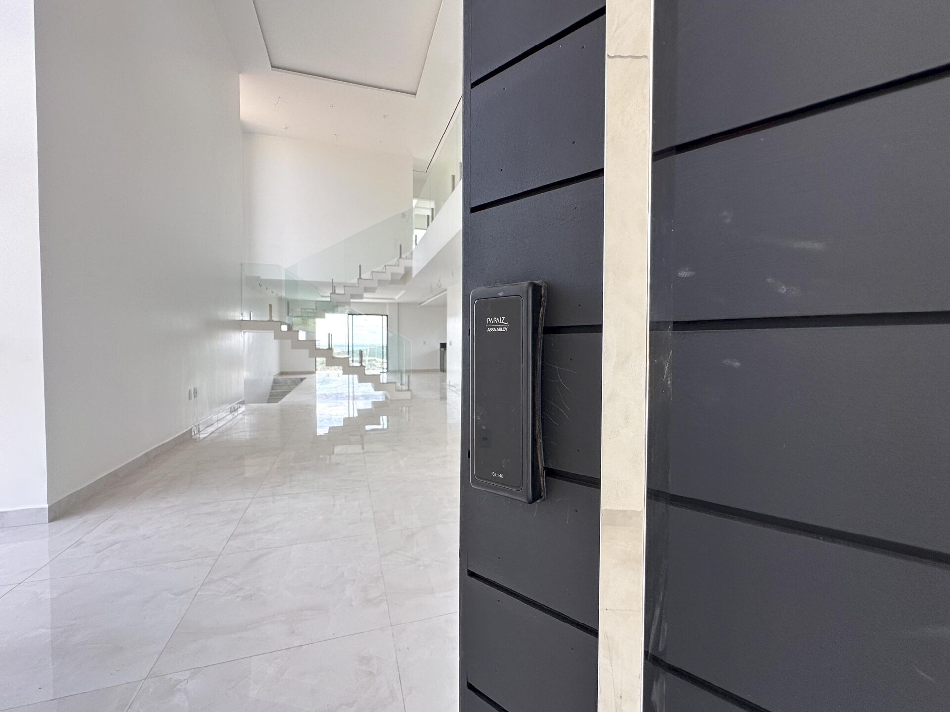 Imagens do imóveis Casa Alto Padrão á venda por R$ 1.800.000,00 no condominio Bellevue