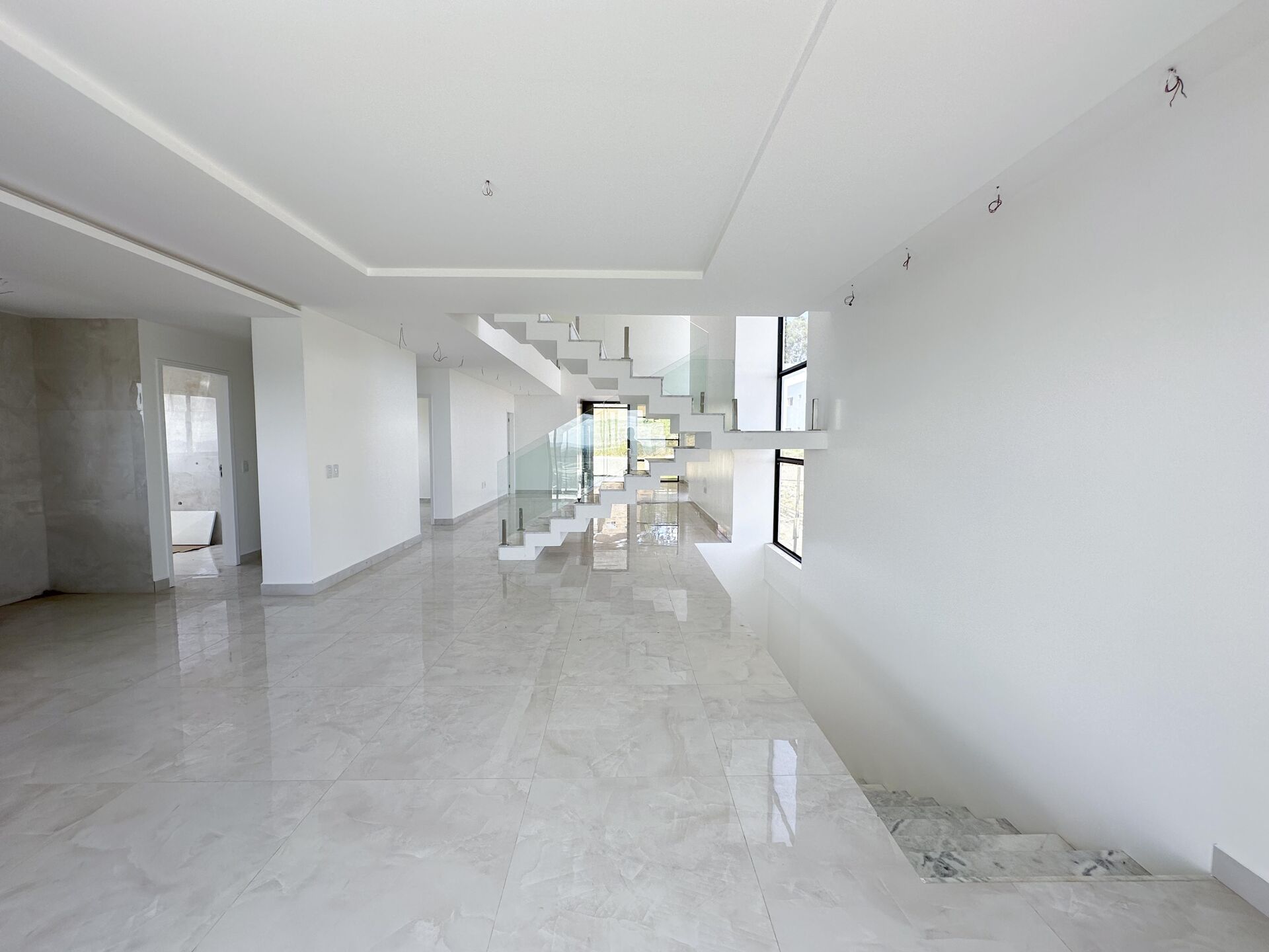 Casa Alto Padrão á venda por R$ 1.800.000,00 no condominio Bellevue