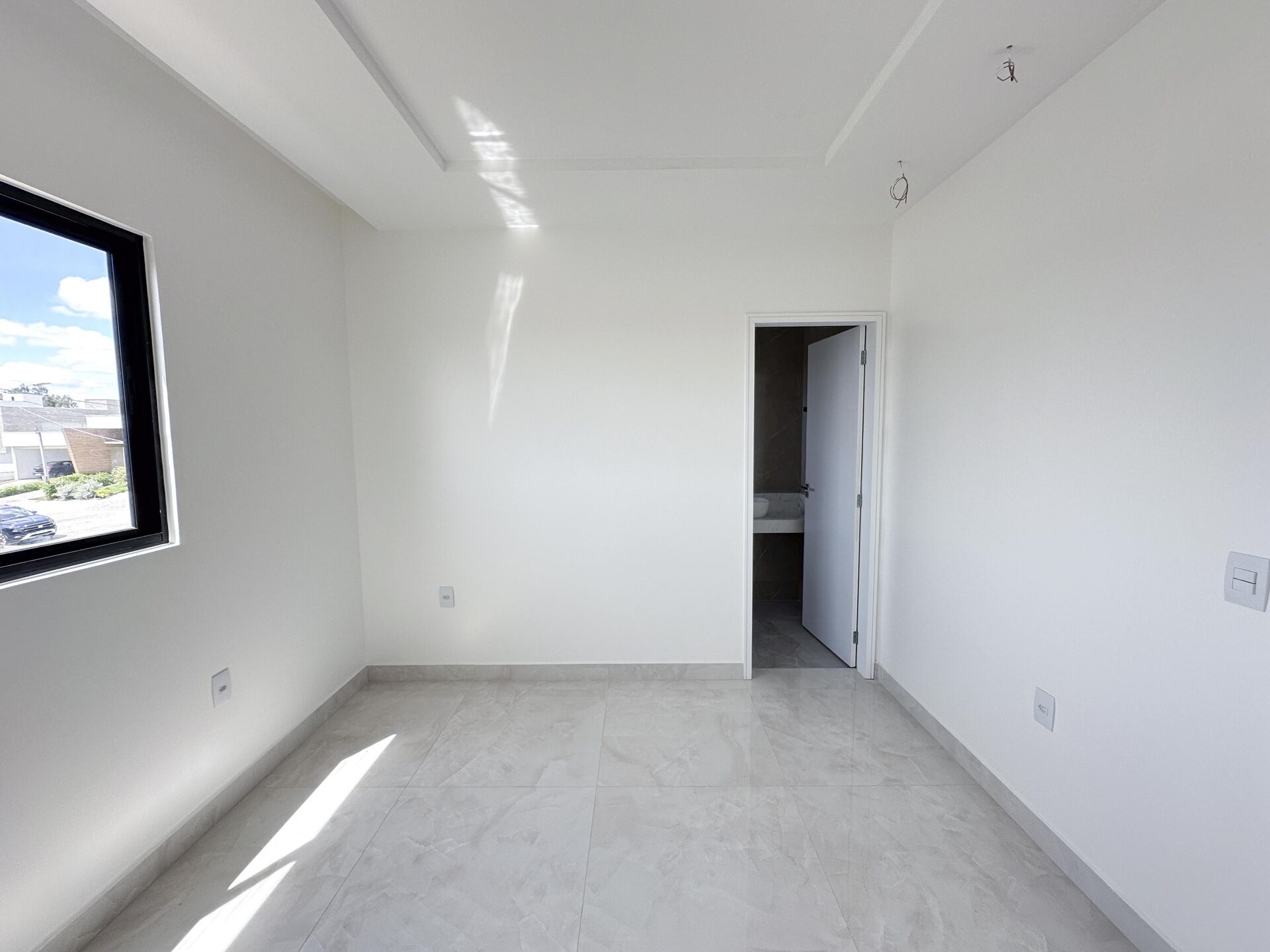 Casa Alto Padrão á venda por R$ 1.800.000,00 no condominio Bellevue