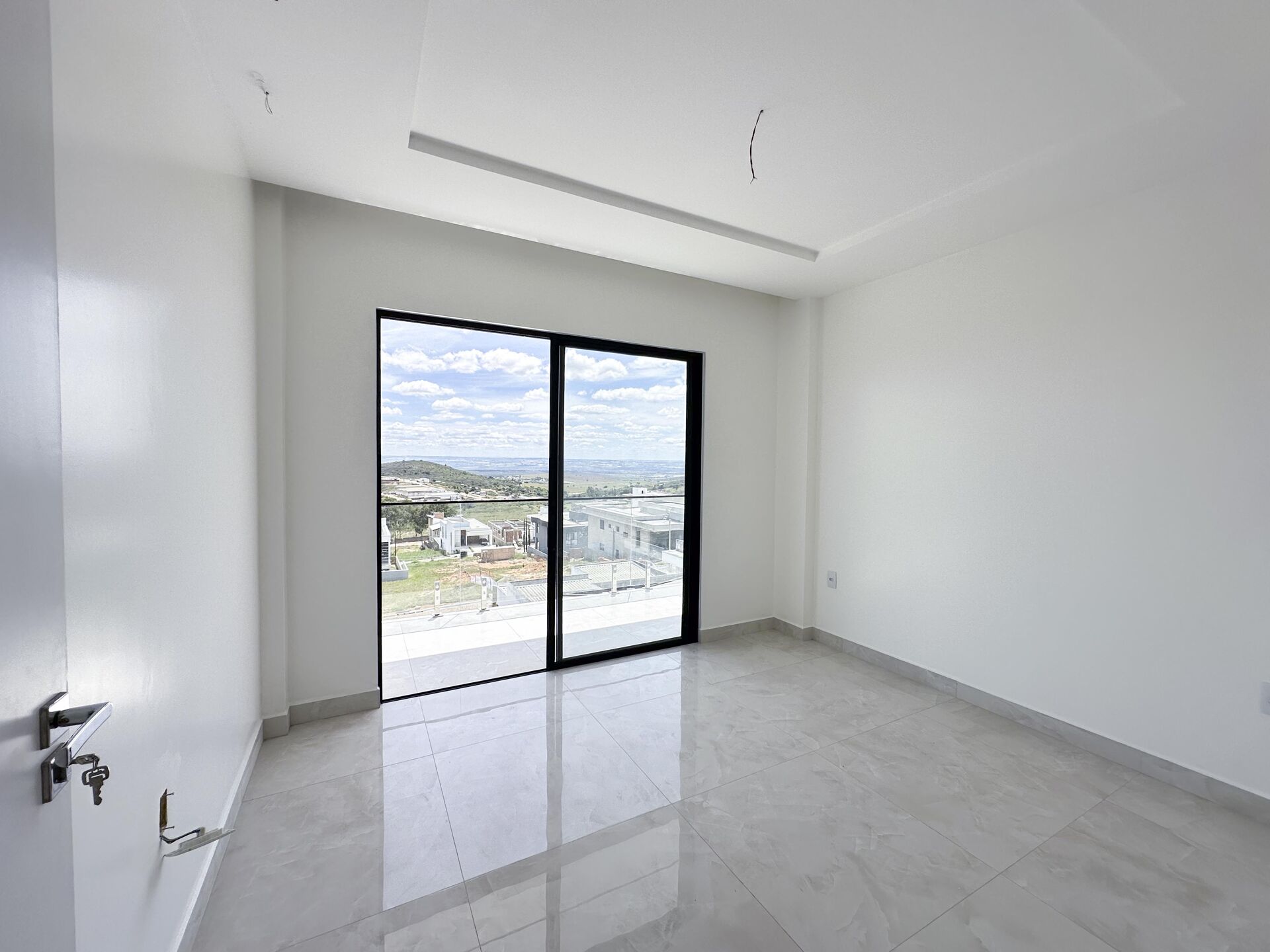 Casa Alto Padrão á venda por R$ 1.800.000,00 no condominio Bellevue