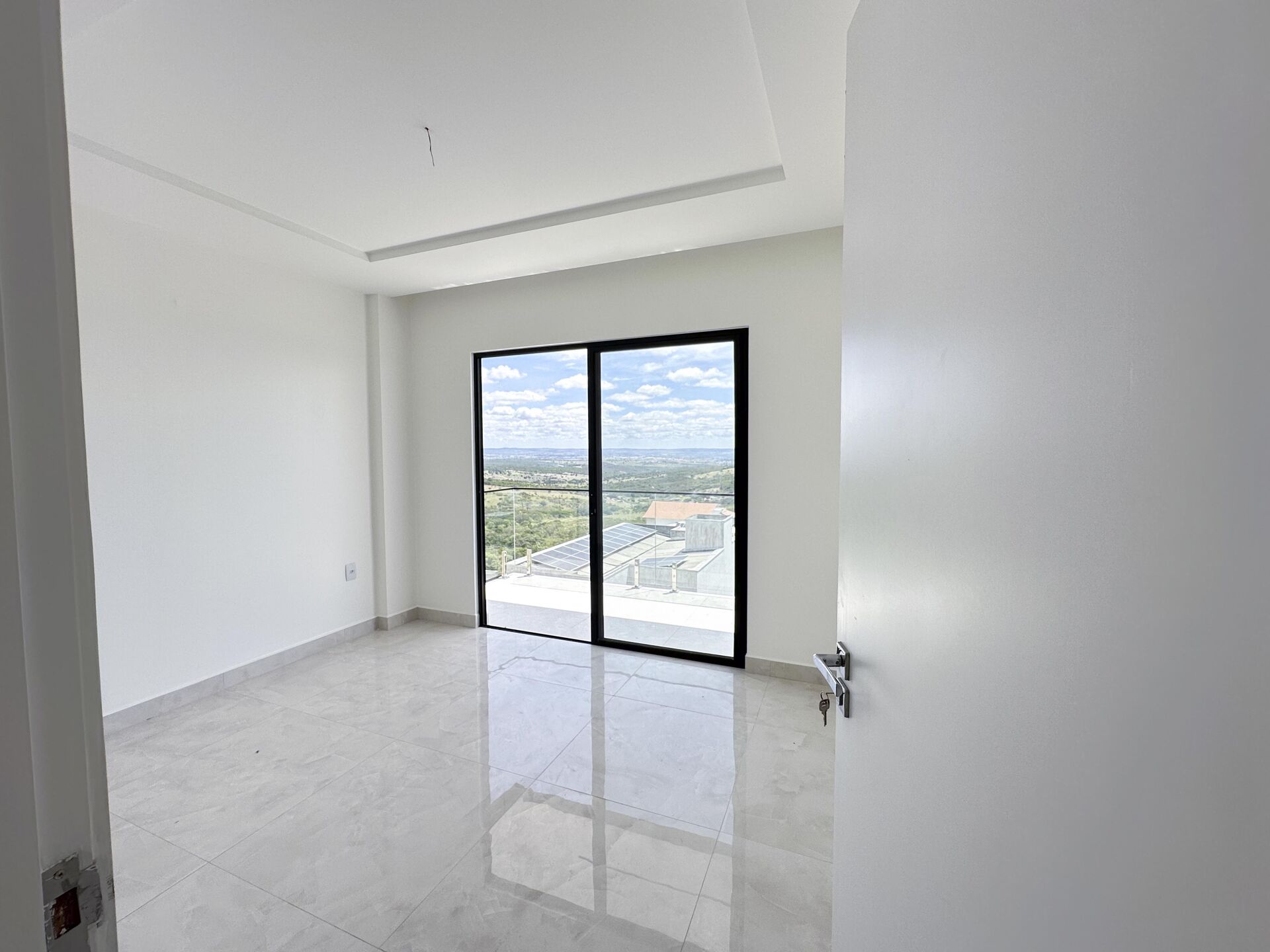 Casa Alto Padrão á venda por R$ 1.800.000,00 no condominio Bellevue