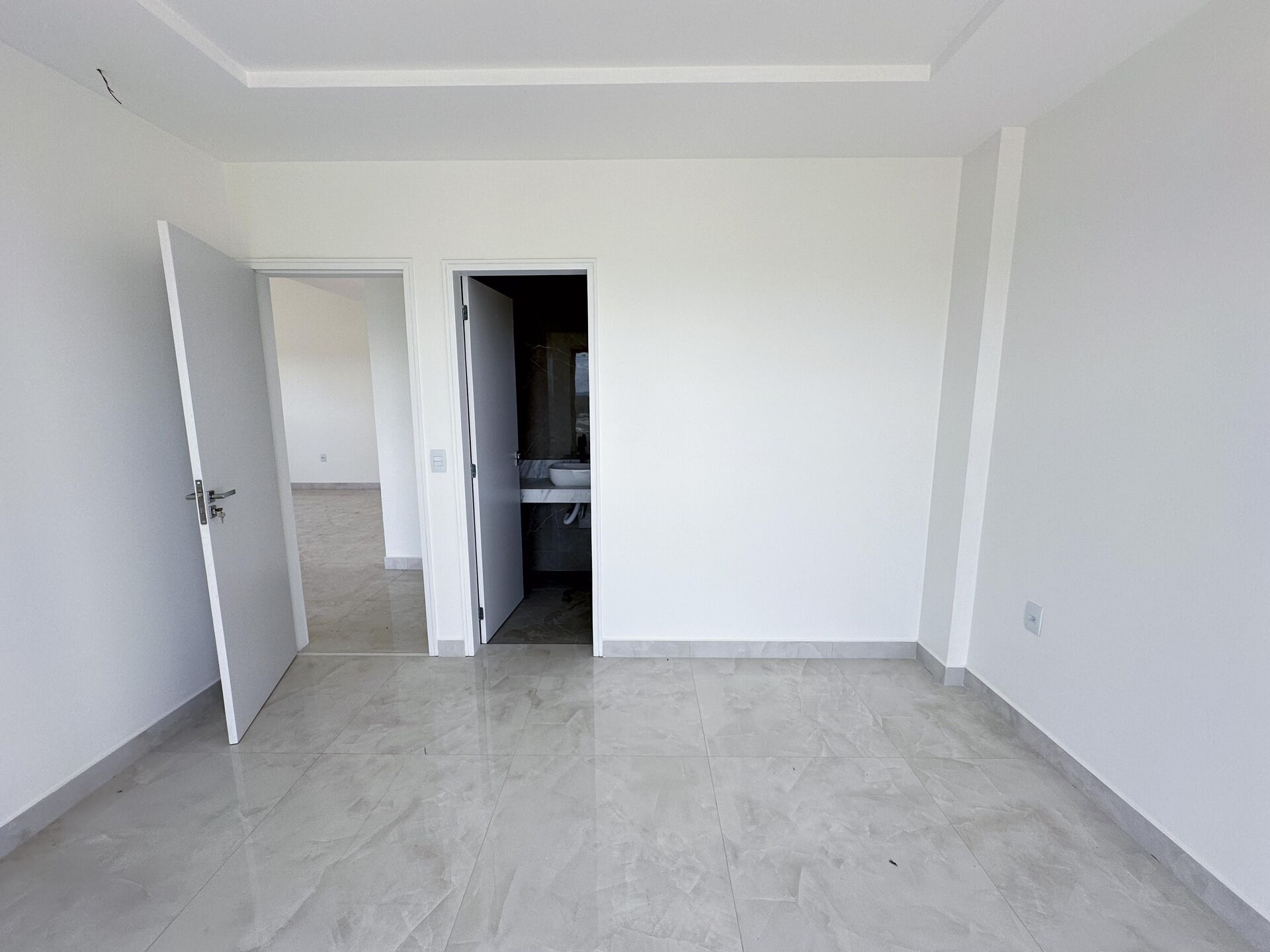 Casa Alto Padrão á venda por R$ 1.800.000,00 no condominio Bellevue