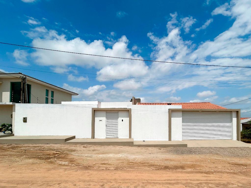 Imagens do imóveis Casa com 4 quartos à venda, 200 m² por 550.000,00 - Novo Heliópolis - Garanhuns/PE