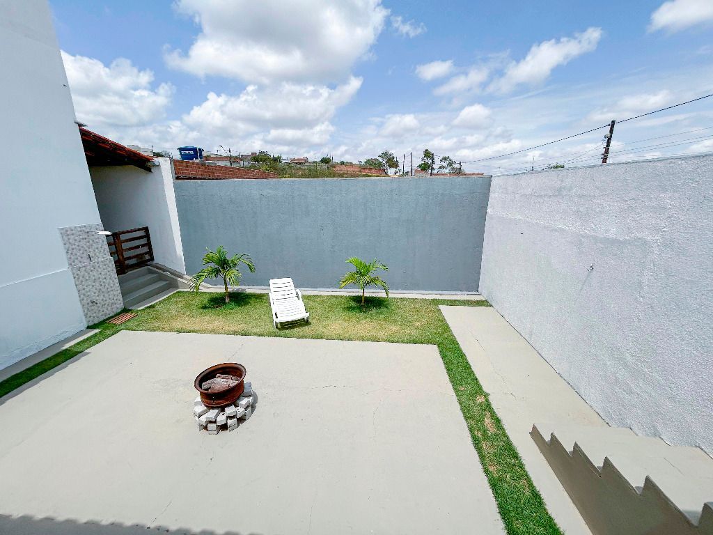 Imagens do imóveis Casa com 4 quartos à venda, 200 m² por 550.000,00 - Novo Heliópolis - Garanhuns/PE