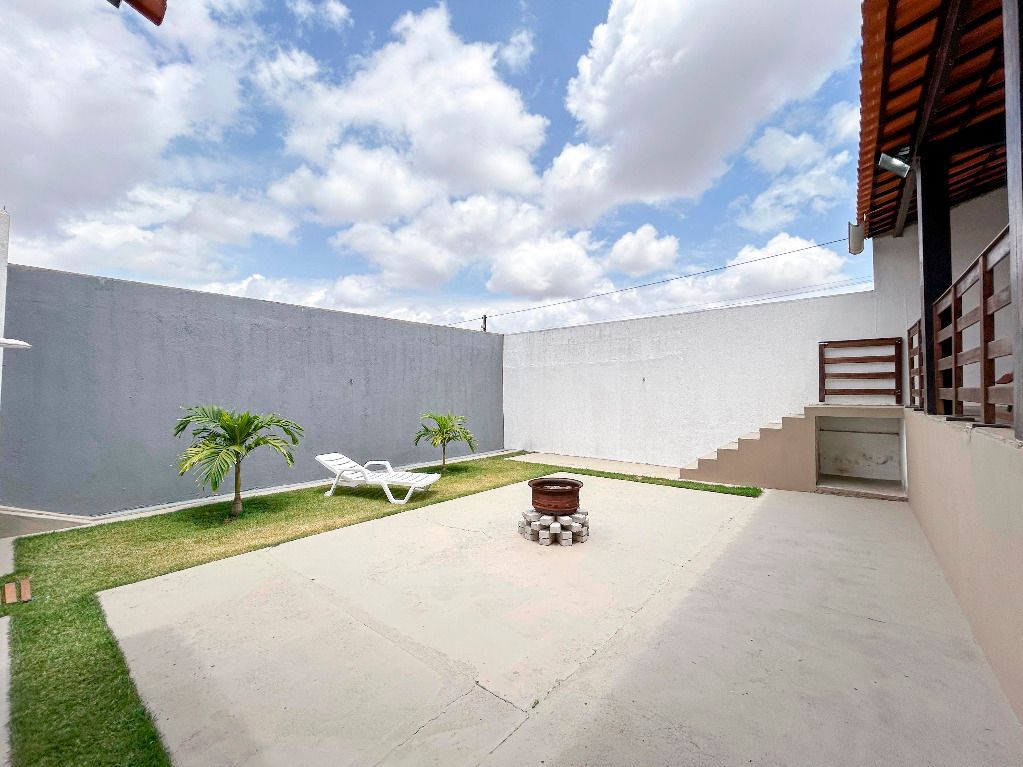 Imagens do imóveis Casa com 4 quartos à venda, 200 m² por 550.000,00 - Novo Heliópolis - Garanhuns/PE