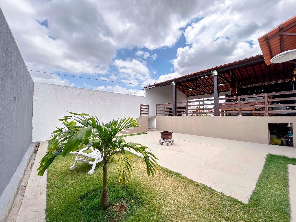 Imagens do imóveis Casa com 4 quartos à venda, 200 m² por 550.000,00 - Novo Heliópolis - Garanhuns/PE