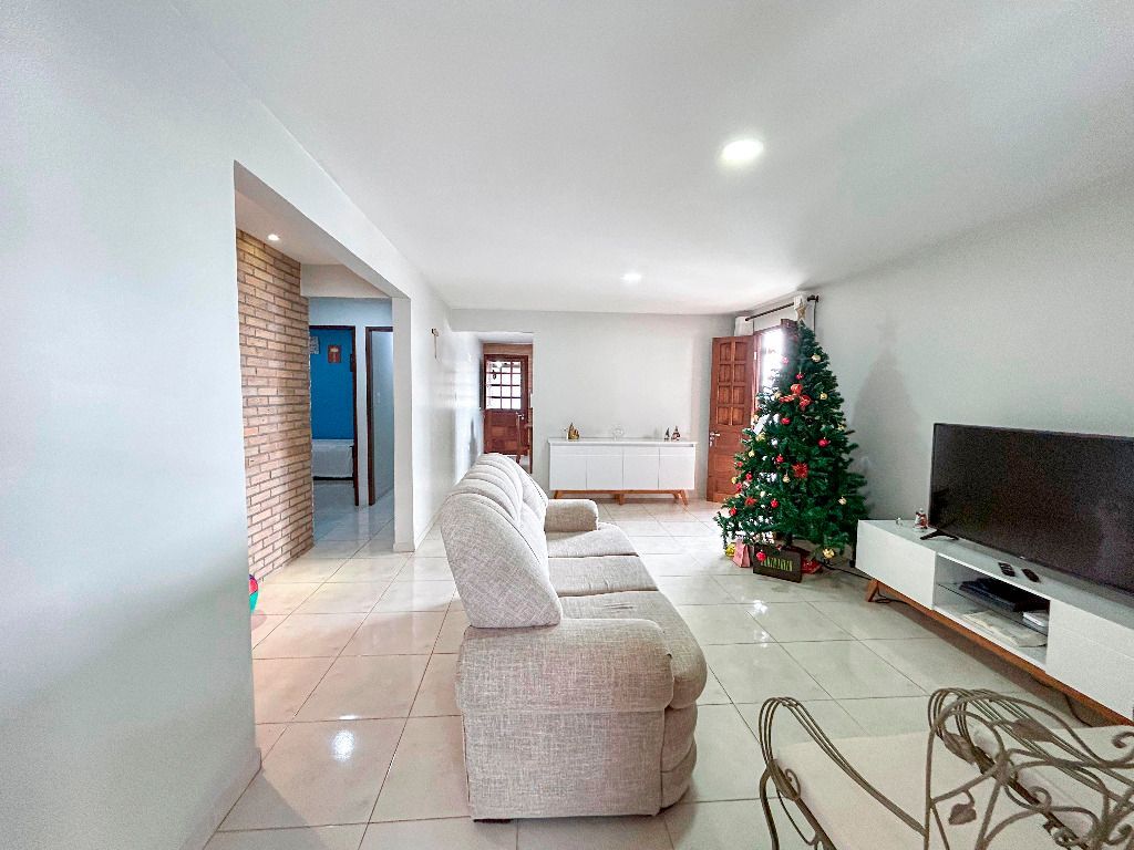 Imagens do imóveis Casa com 4 quartos à venda, 200 m² por 550.000,00 - Novo Heliópolis - Garanhuns/PE