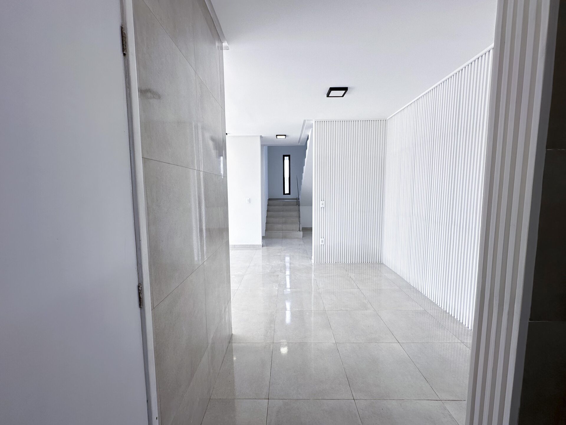 Imagens do imóveis Casa com 4 dormitórios à venda, 222 m² por R$850.000,00 - Condomínio Village São Marcos - Garanhuns/PE