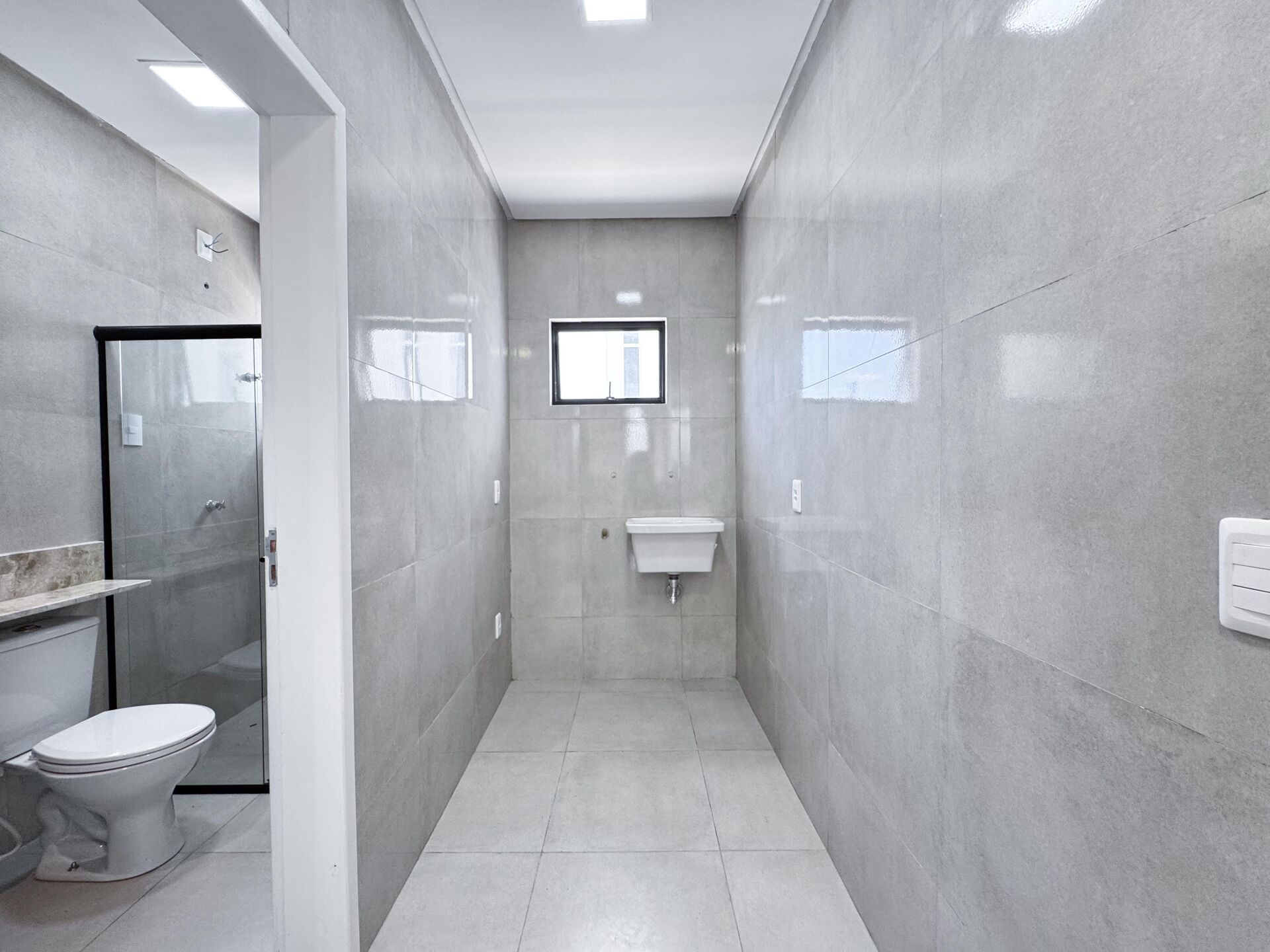 Imagens do imóveis Casa com 4 dormitórios à venda, 222 m² por R$850.000,00 - Condomínio Village São Marcos - Garanhuns/PE