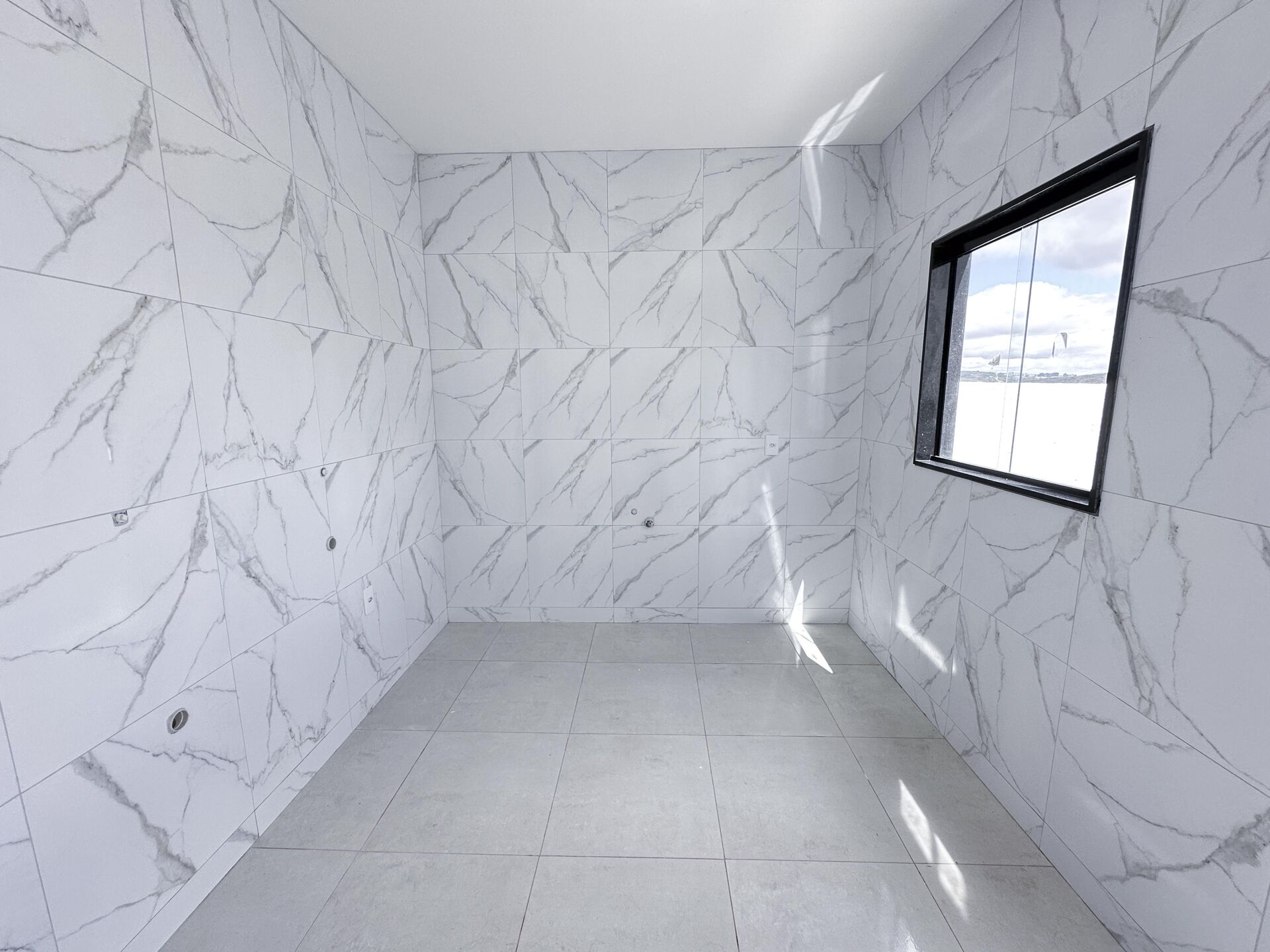 Imagens do imóveis Casa com 4 dormitórios à venda, 222 m² por R$850.000,00 - Condomínio Village São Marcos - Garanhuns/PE