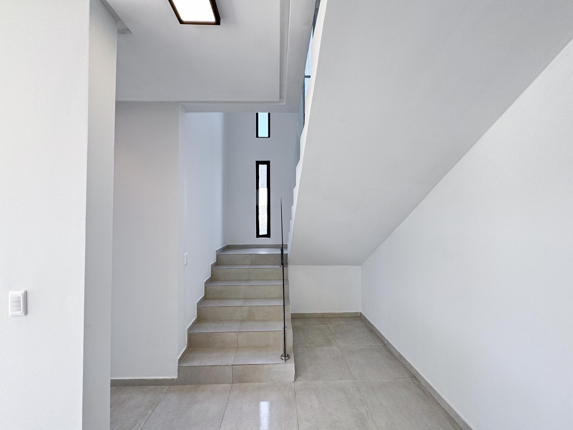 Imagens do imóveis Casa com 4 dormitórios à venda, 222 m² por R$850.000,00 - Condomínio Village São Marcos - Garanhuns/PE