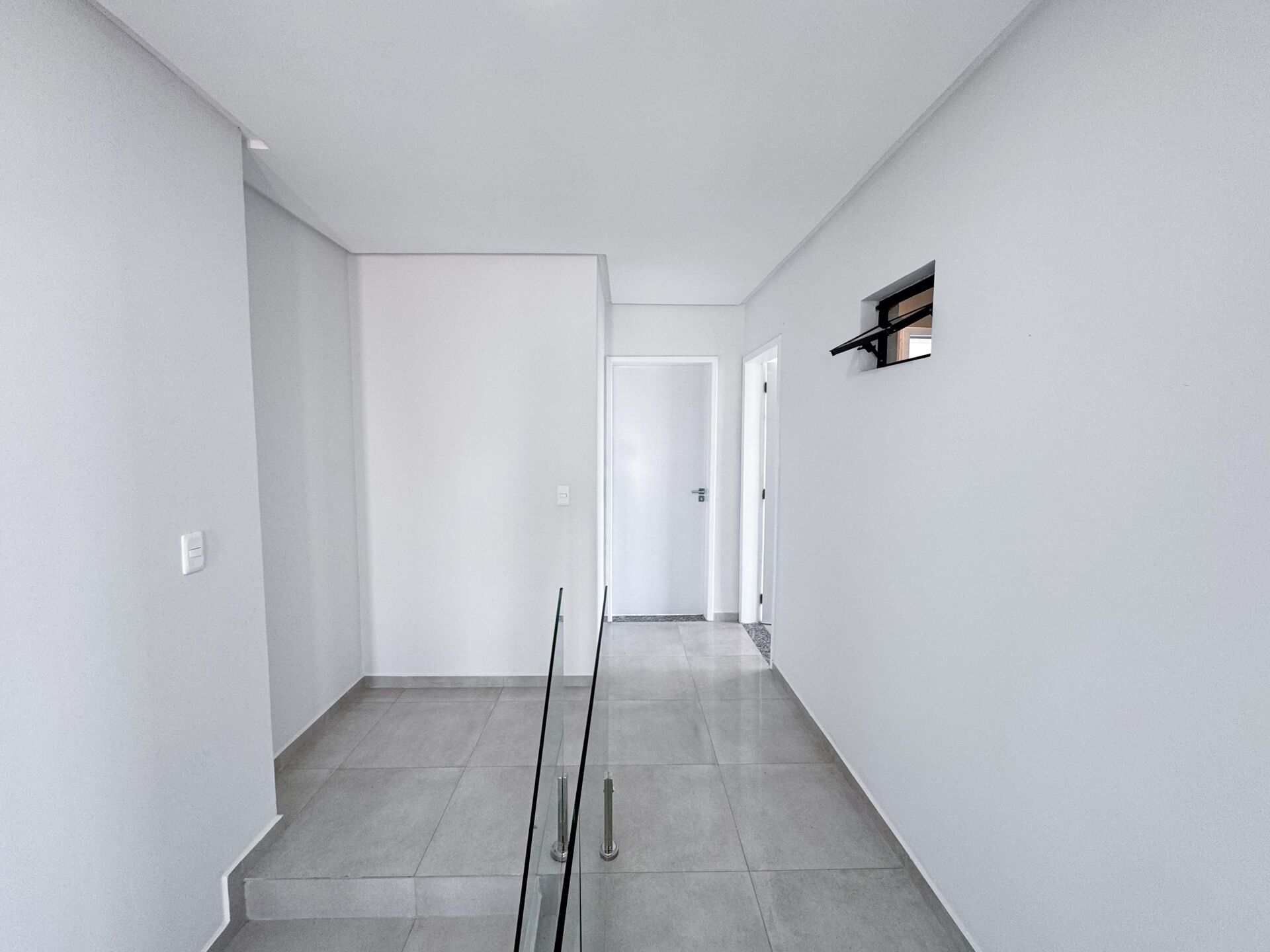 Imagens do imóveis Casa com 4 dormitórios à venda, 222 m² por R$850.000,00 - Condomínio Village São Marcos - Garanhuns/PE