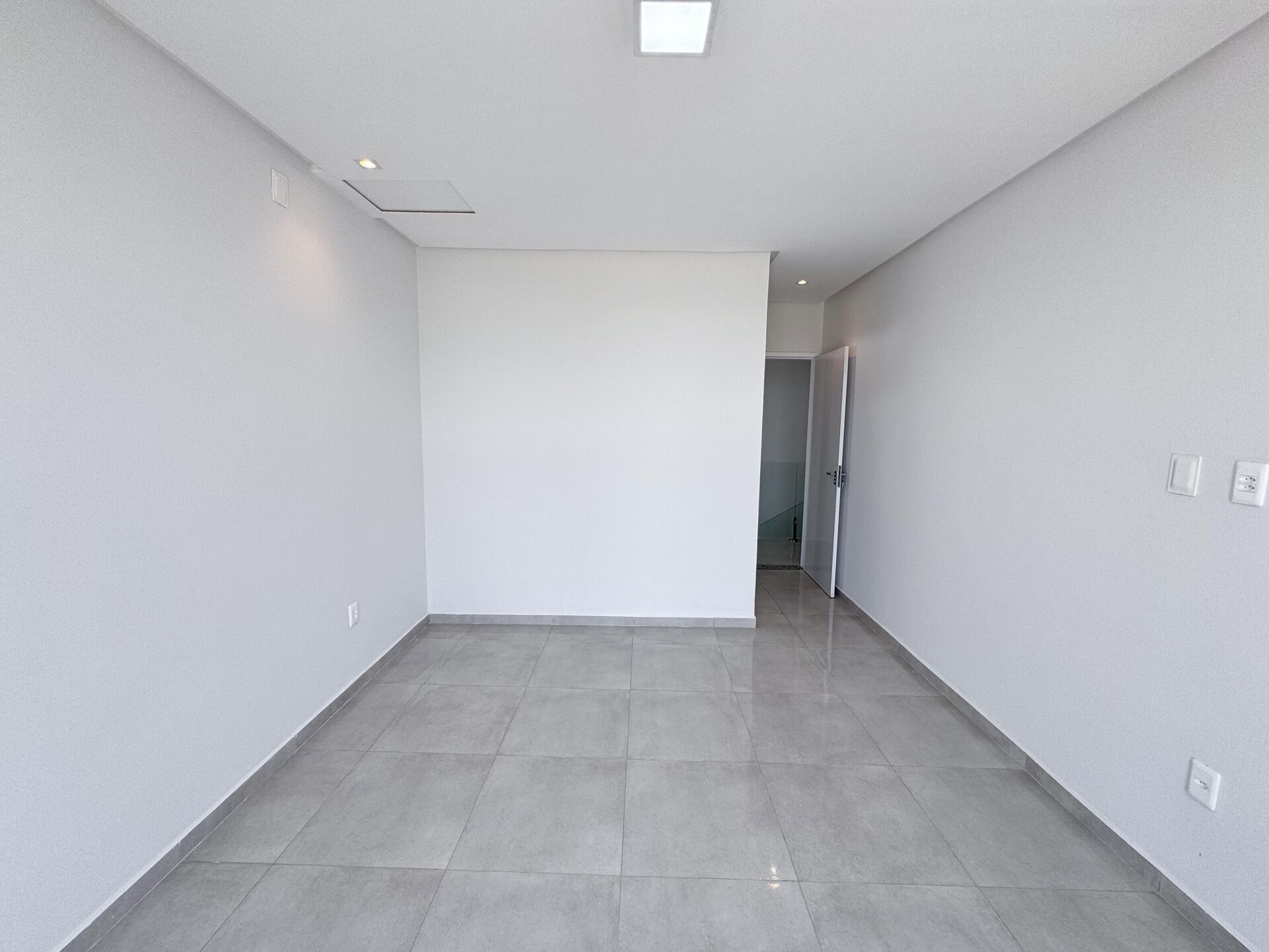 Imagens do imóveis Casa com 4 dormitórios à venda, 222 m² por R$850.000,00 - Condomínio Village São Marcos - Garanhuns/PE