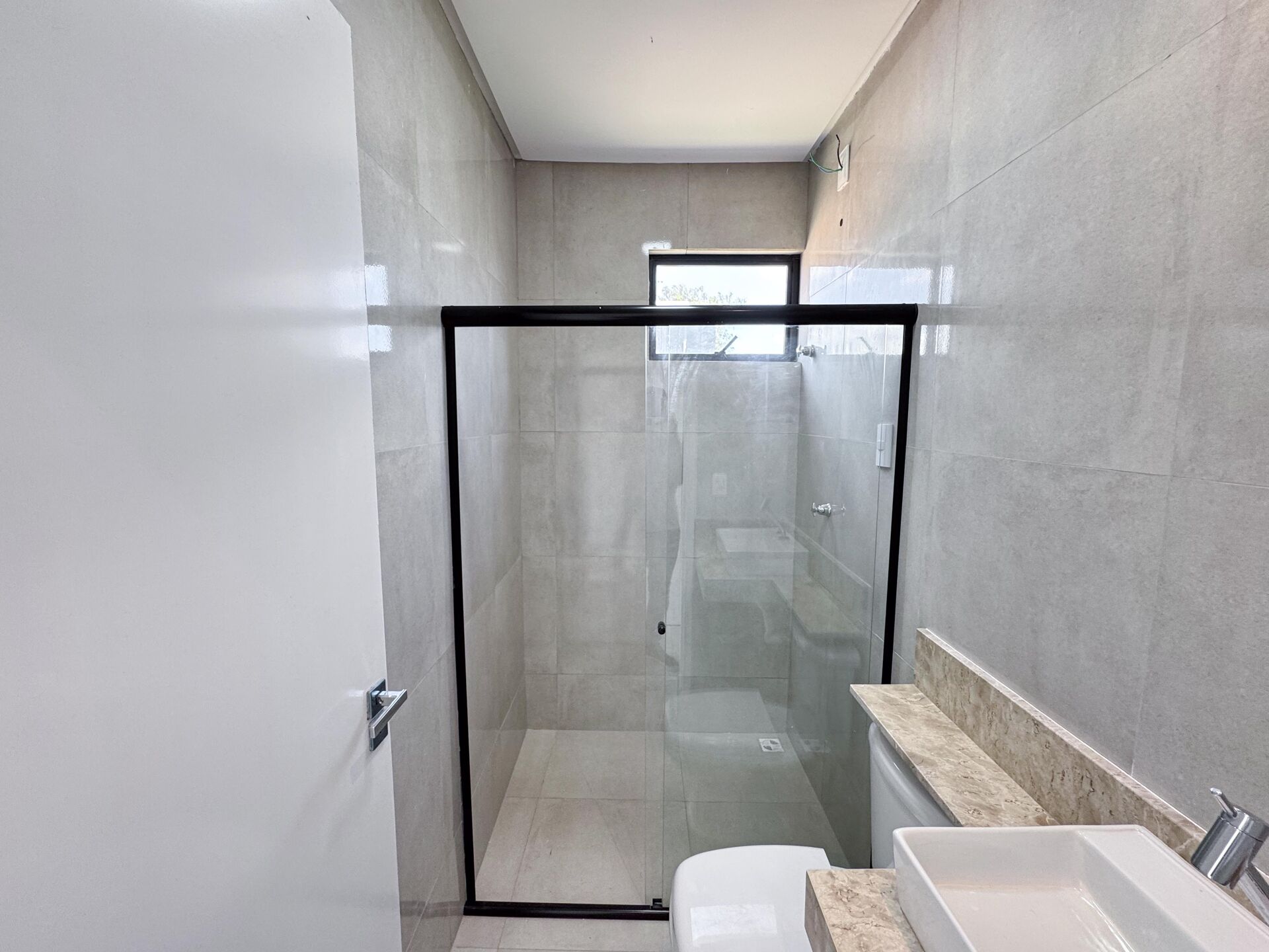 Imagens do imóveis Casa com 4 dormitórios à venda, 222 m² por R$850.000,00 - Condomínio Village São Marcos - Garanhuns/PE