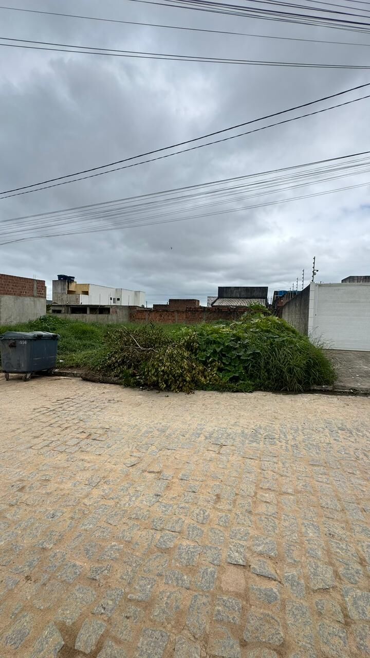 Imagens do imóveis Terreno à venda, 9X20m² por R$ 65.000,00 no bairro Parque Fenix 1- Em Garanhus