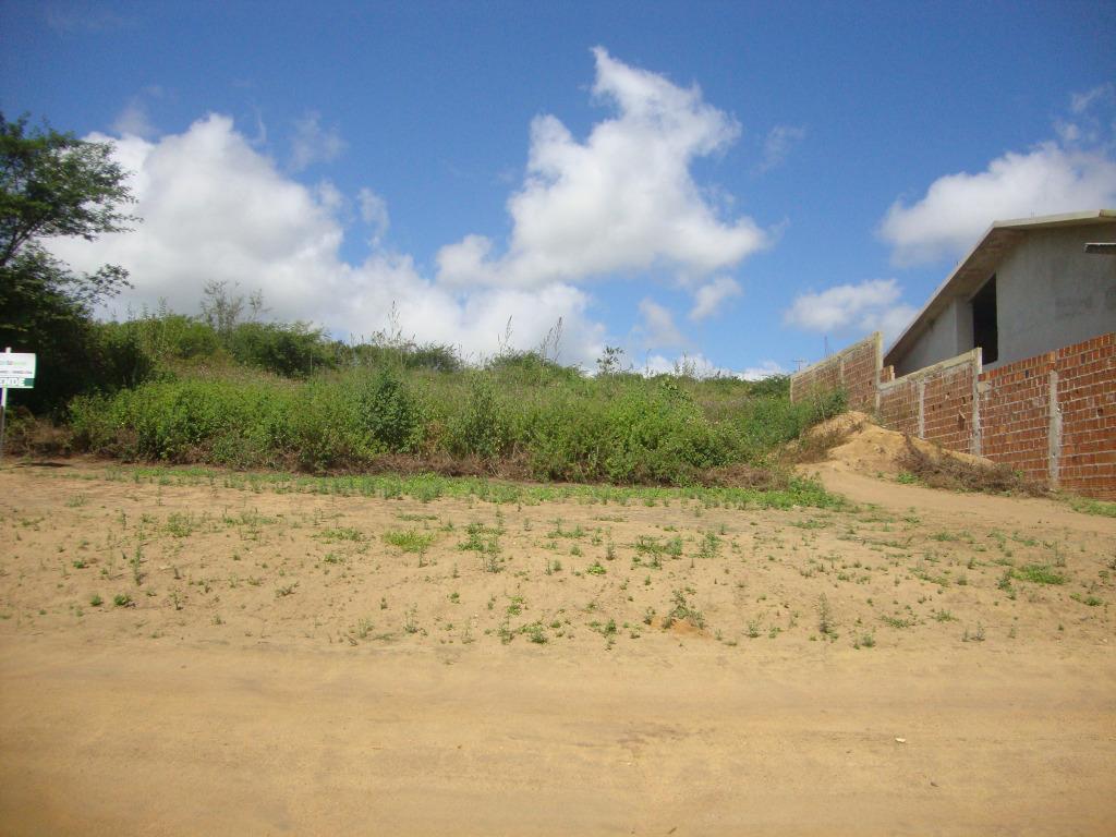 Imagens do imóveis Terreno à venda, 450 m² por R$ 90.000,00 - Francisco Simão dos Santos Figueira - Cohab 2 - Garanhuns/PE