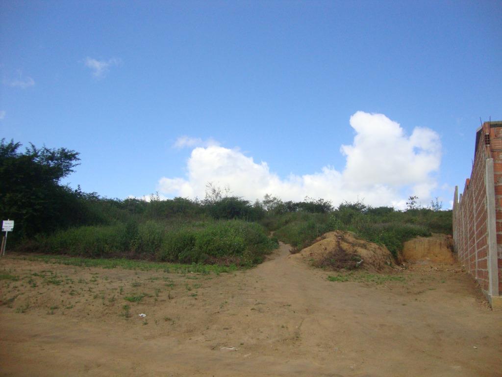 Imagens do imóveis Terreno à venda, 450 m² por R$ 90.000,00 - Francisco Simão dos Santos Figueira - Cohab 2 - Garanhuns/PE