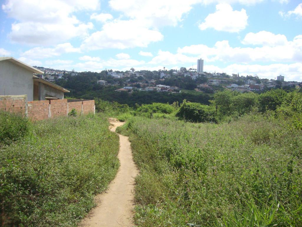 Imagens do imóveis Terreno à venda, 450 m² por R$ 90.000,00 - Francisco Simão dos Santos Figueira - Cohab 2 - Garanhuns/PE