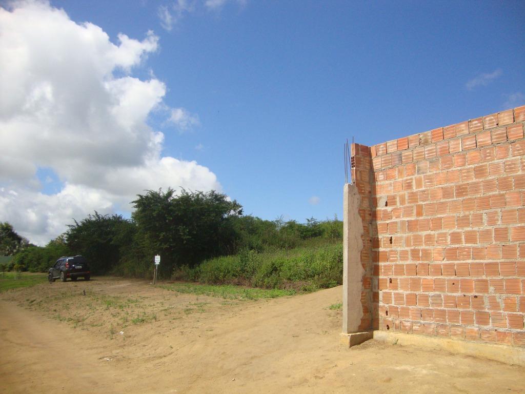 Imagens do imóveis Terreno à venda, 450 m² por R$ 90.000,00 - Francisco Simão dos Santos Figueira - Cohab 2 - Garanhuns/PE