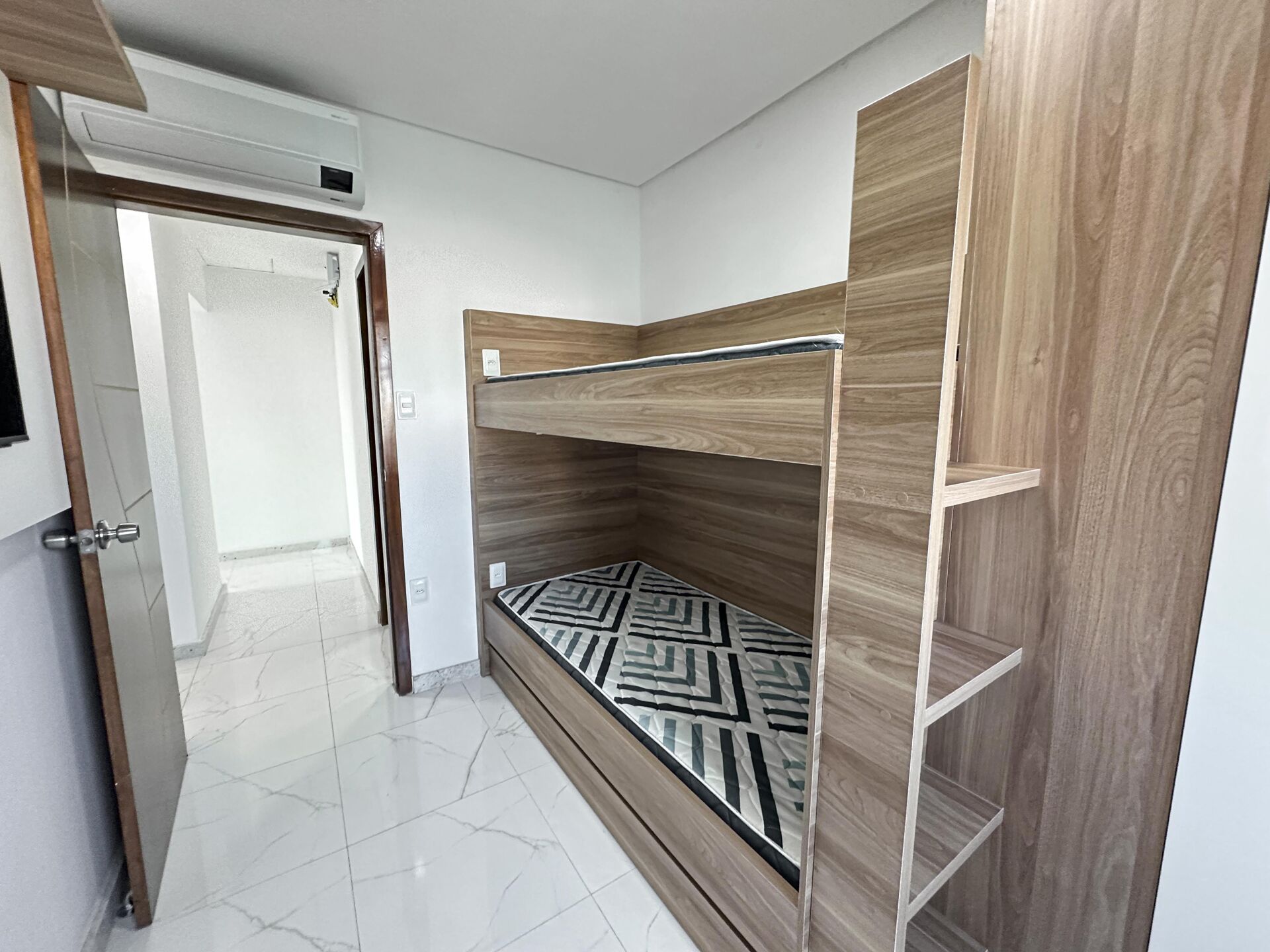 Imagens do imóveis Casa Alto Padrão a venda por R$ 760.000,00 no bairro Boa Vista