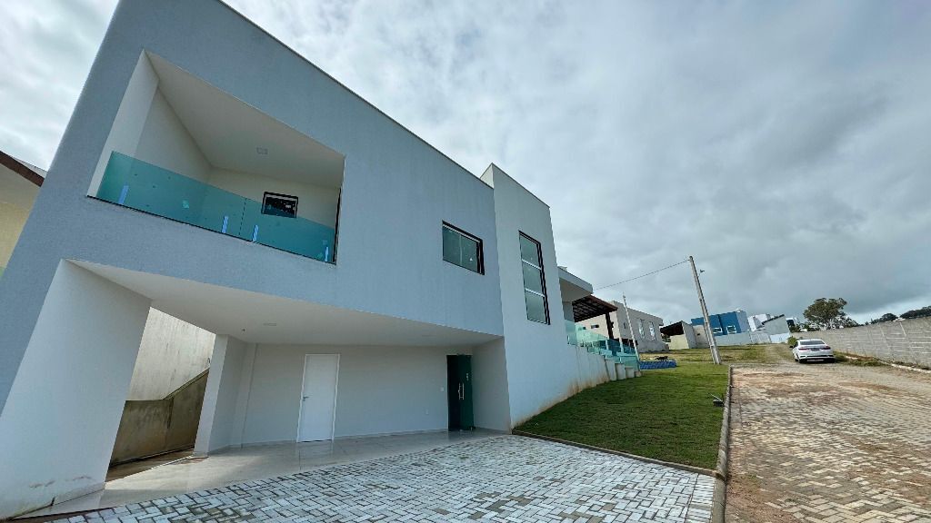 Casa para Aluguel com 4 quartos à venda por R$ 3.900,00 - José Maria Dourado - Garanhuns-PE