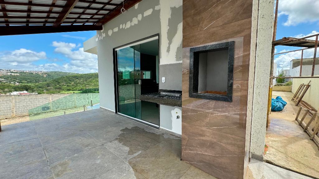 Casa para Aluguel com 4 quartos à venda por R$ 3.900,00 - José Maria Dourado - Garanhuns-PE