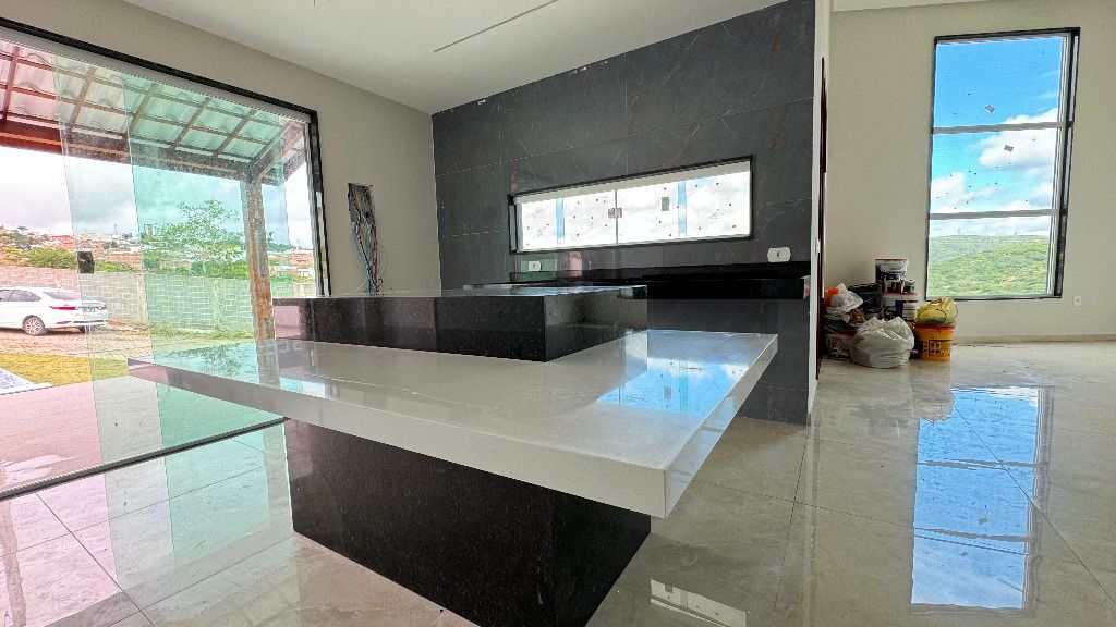 Casa para Aluguel com 4 quartos à venda por R$ 3.900,00 - José Maria Dourado - Garanhuns-PE