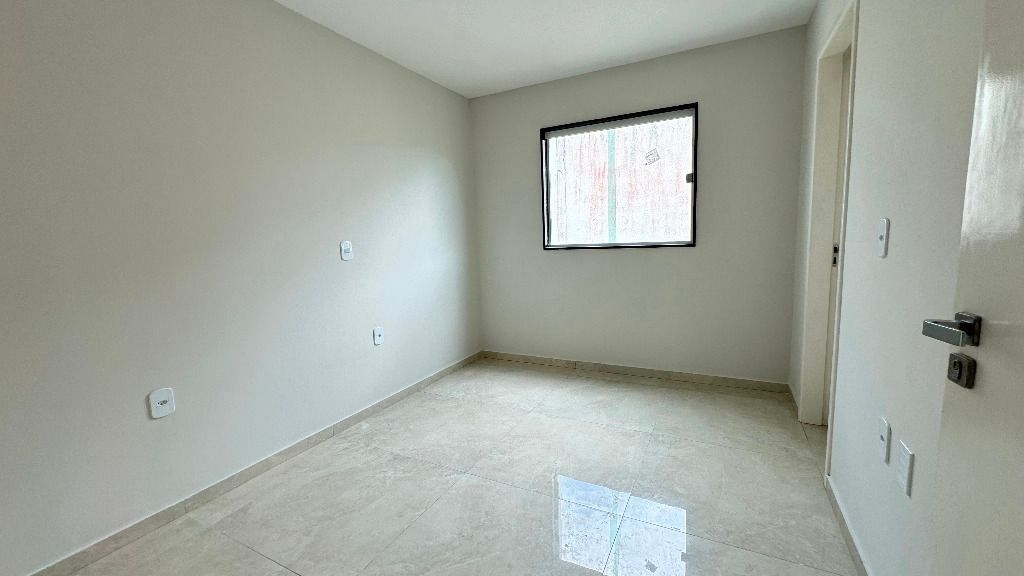 Casa para Aluguel com 4 quartos à venda por R$ 3.900,00 - José Maria Dourado - Garanhuns-PE