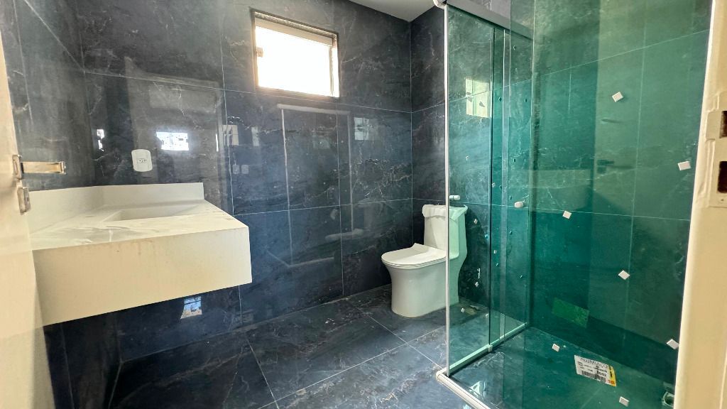 Casa para Aluguel com 4 quartos à venda por R$ 3.900,00 - José Maria Dourado - Garanhuns-PE