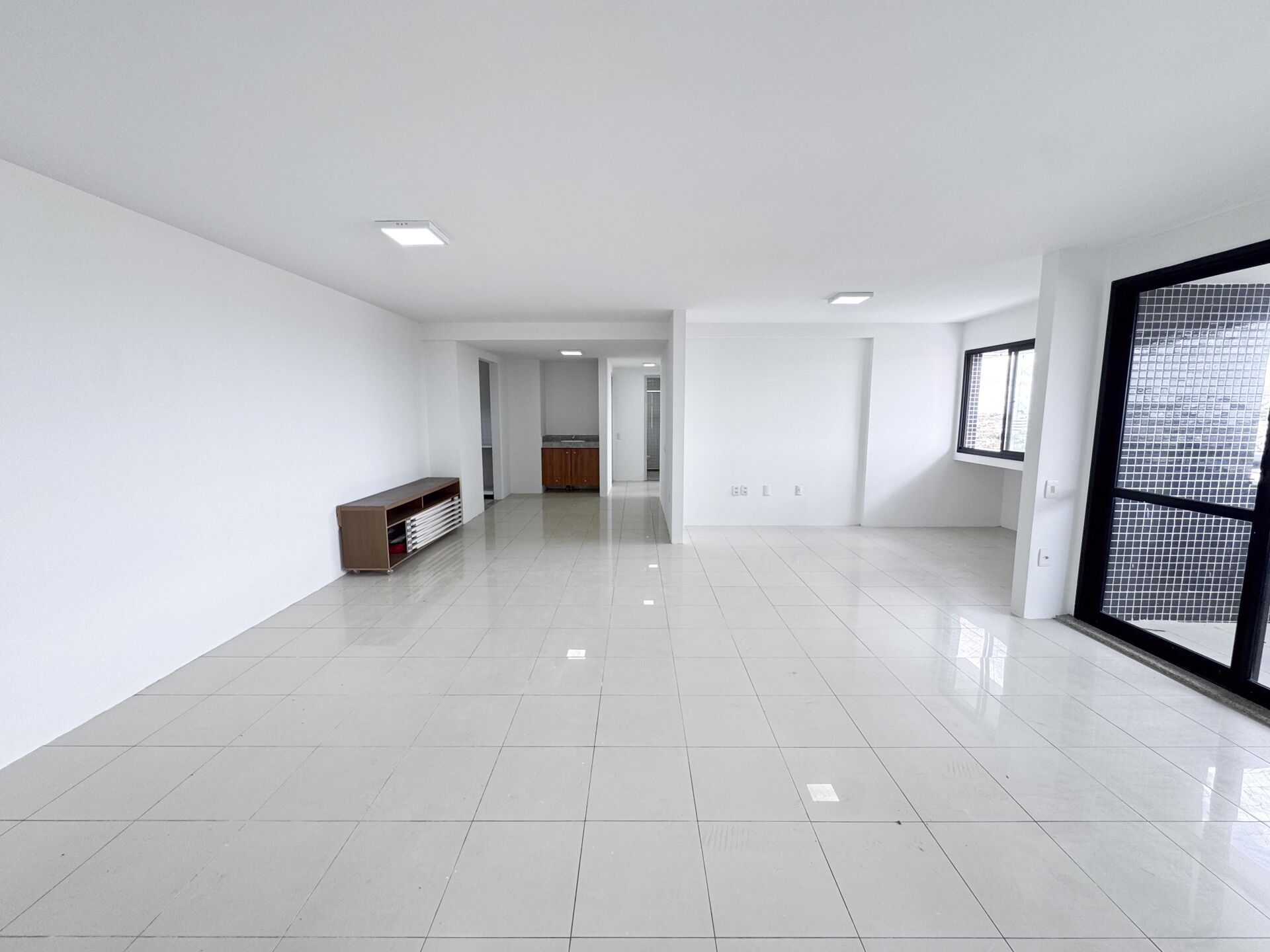 Apartamento para Aluguel Alto Padrão Edifício Portinari por R$ 4.500,00 no bairro Heliópolis - Garanhuns/PE