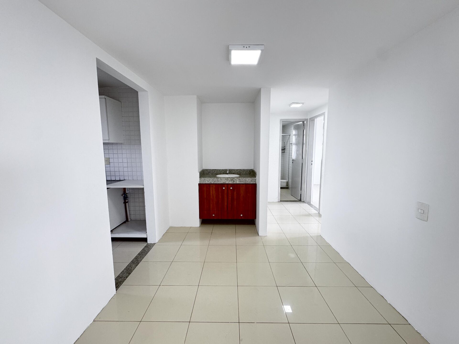 Apartamento para Aluguel Alto Padrão Edifício Portinari por R$ 4.500,00 no bairro Heliópolis - Garanhuns/PE