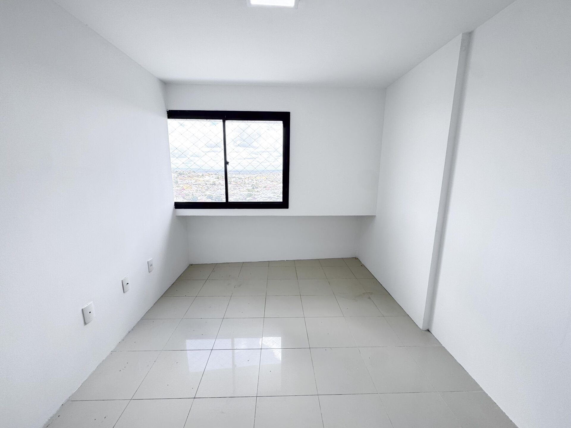 Apartamento para Aluguel Alto Padrão Edifício Portinari por R$ 4.500,00 no bairro Heliópolis - Garanhuns/PE